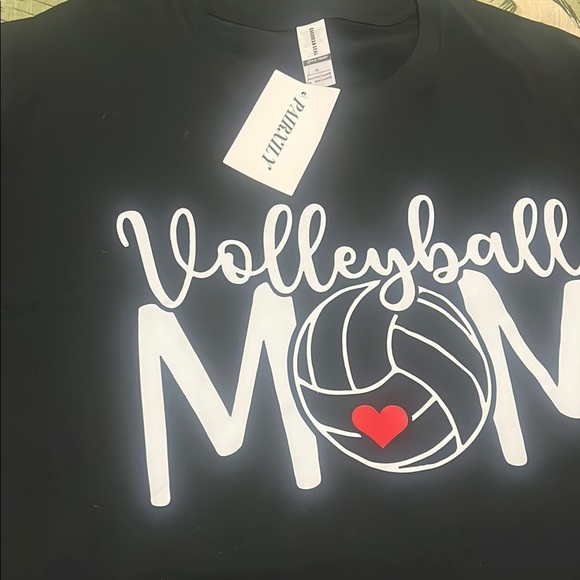 Black Boxy Volleyball Mom Tee - Picture 6 of 6